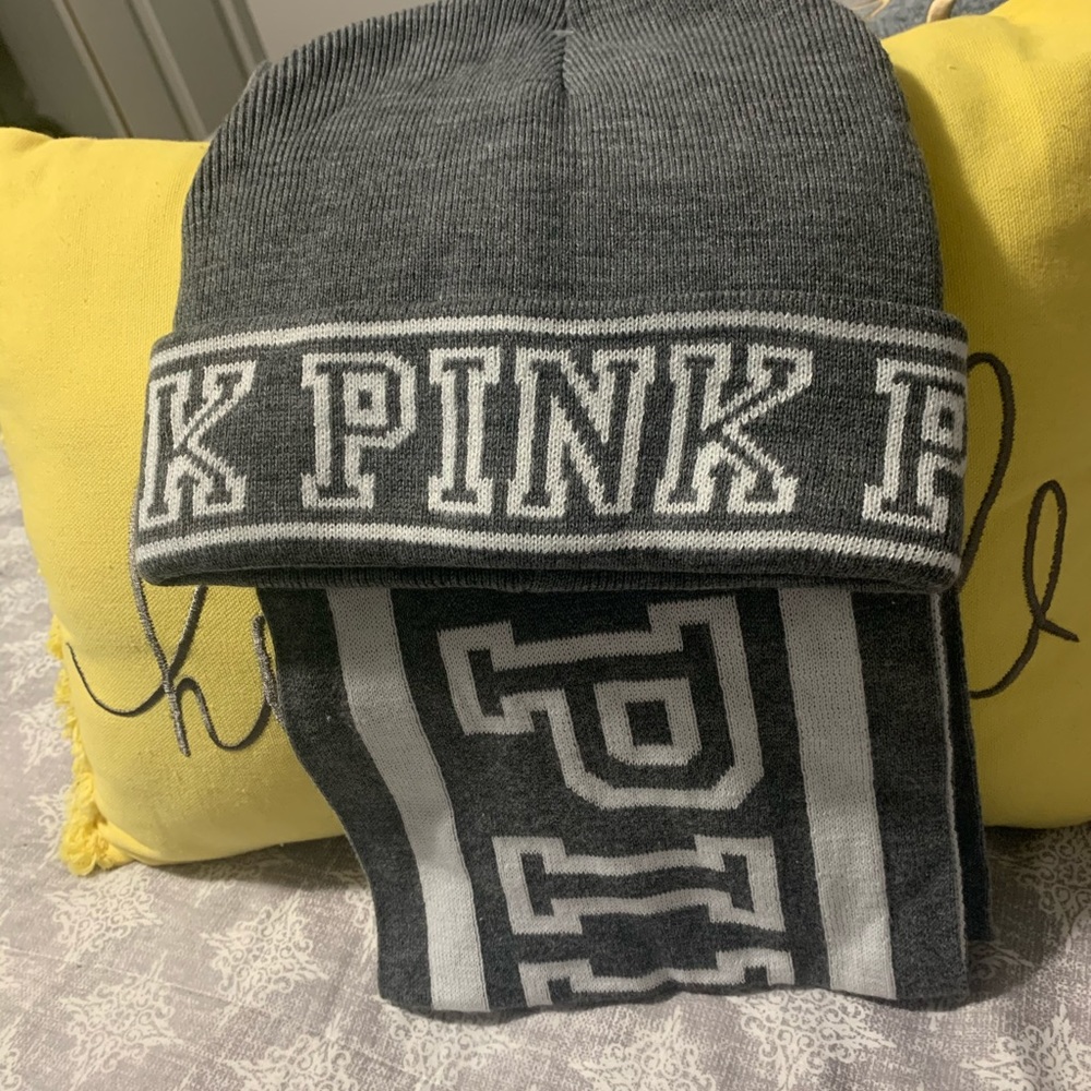scarf  victoria secret 💕